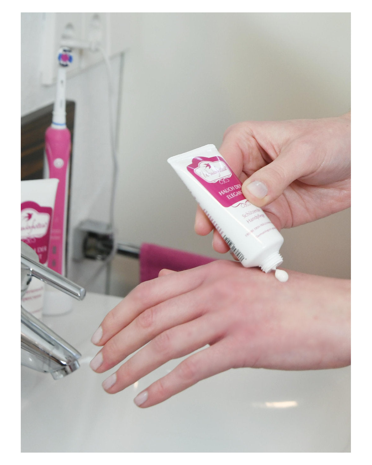 Hauch der Eleganz - Schützende Handpflege