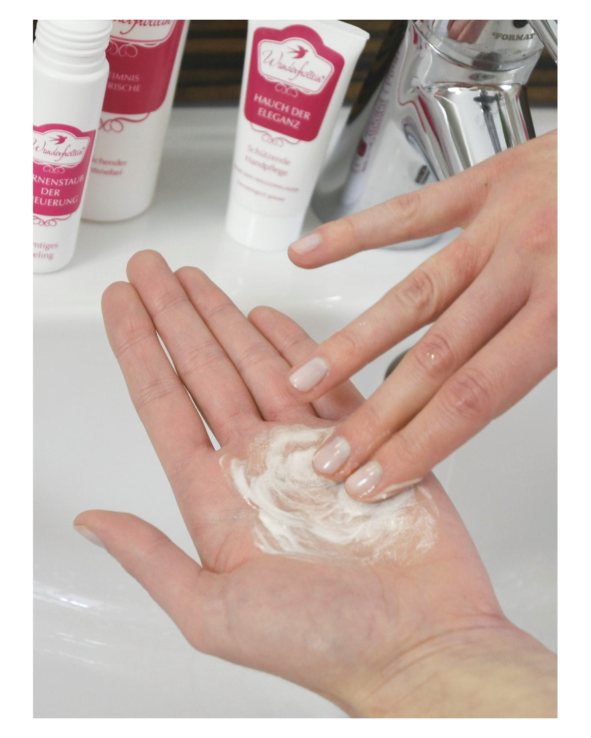 STERNENSTAUB DER ERNEUERUNG - Samtiges Peeling